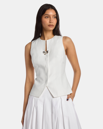 Linen Vest With Brooch