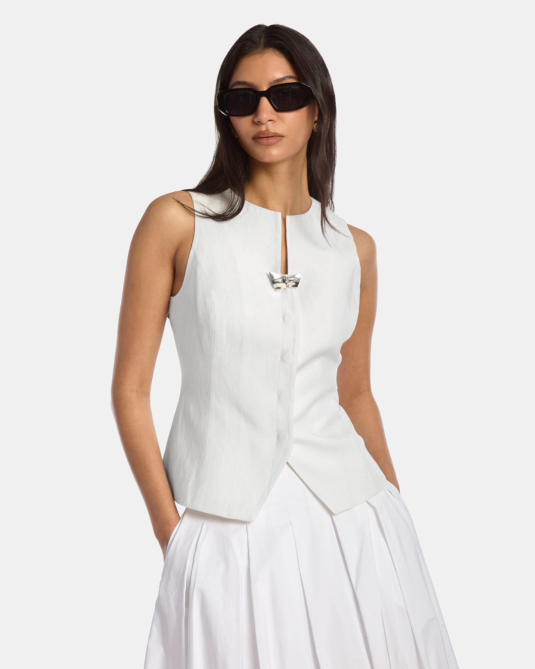 Linen Vest With Brooch